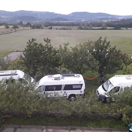 דירות Ajdovščina Turisticna Kmetija Pri Rebkovih מראה חיצוני תמונה