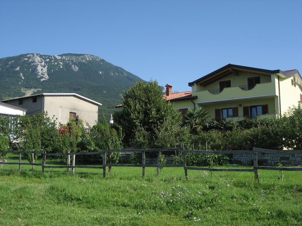 דירות Ajdovščina Turisticna Kmetija Pri Rebkovih מראה חיצוני תמונה